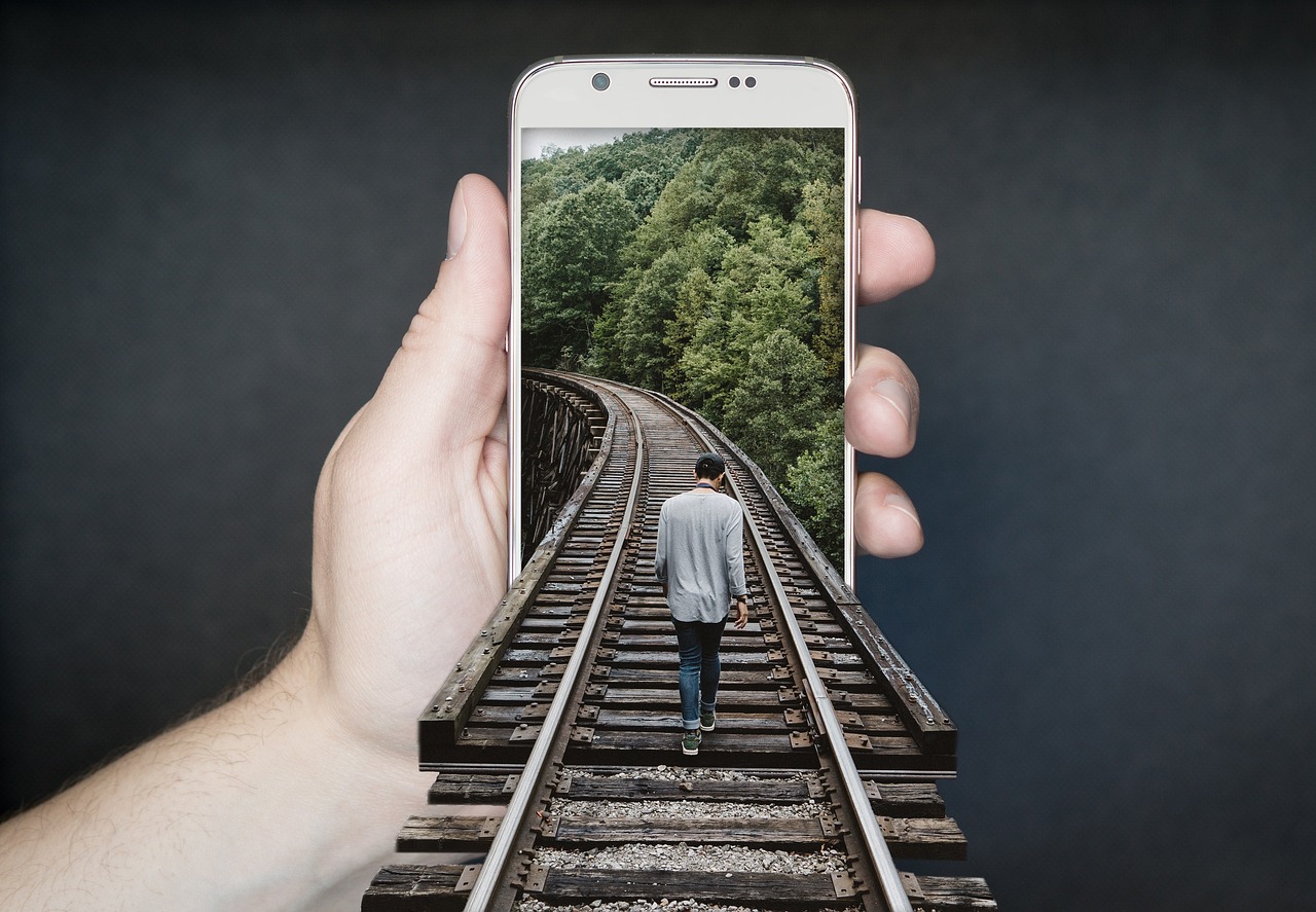 Will Camera Phones Destroy Photography?